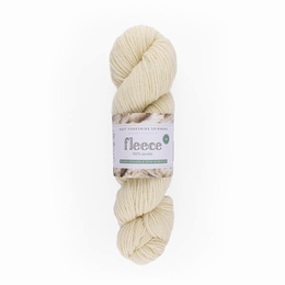 WYS 100% Jacobs DK hank Ecru 001