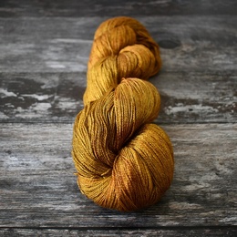 Fyberspates Gleem Lace Maple Syrup 735